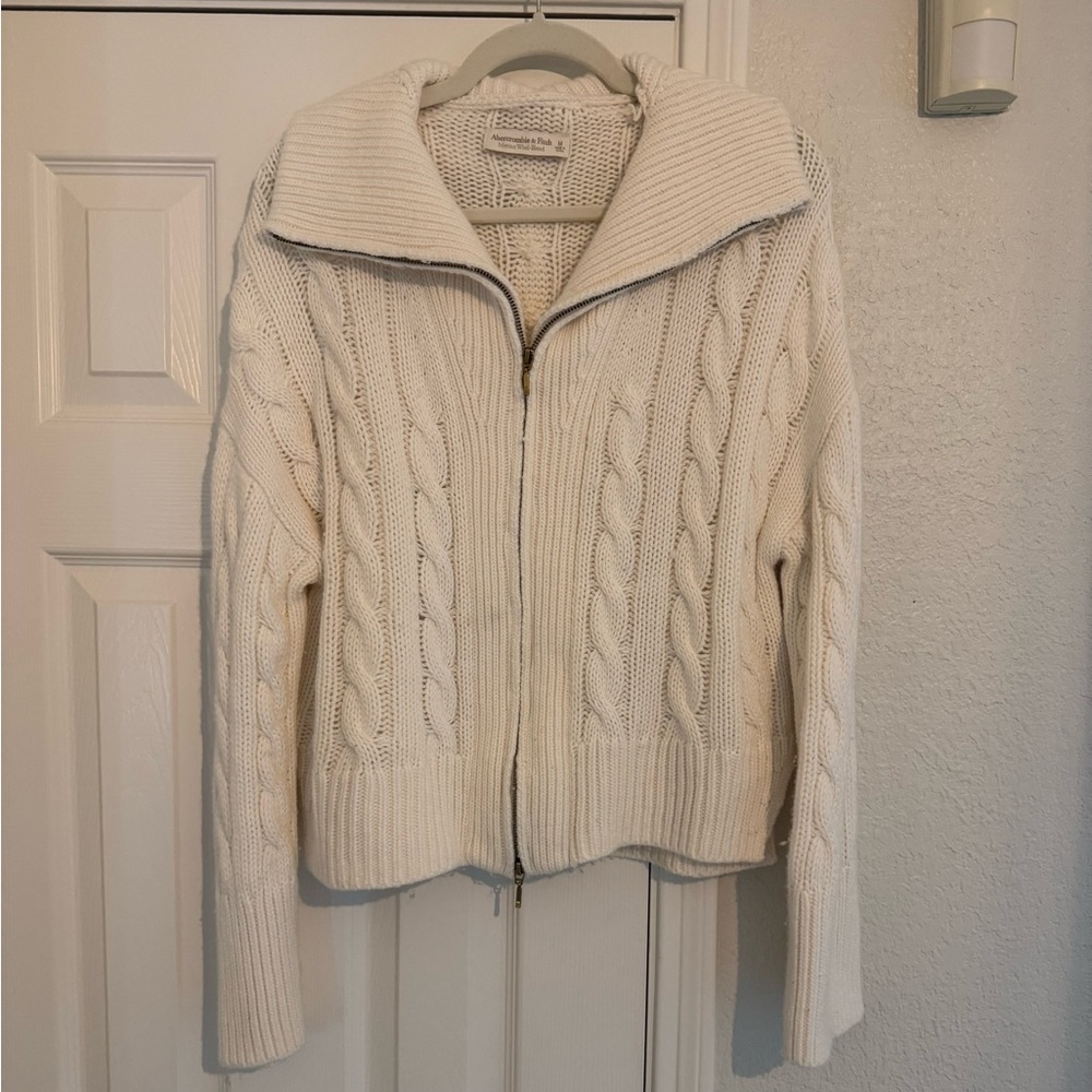 Abercrombie & Fitch Cream Zip Collared Sweater